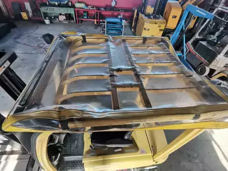 Elektryczne 4-kołowe - Hyster J2.0XN (12)