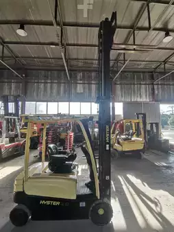 Elektryczne 4-kołowe - Hyster J2.0XN (16)