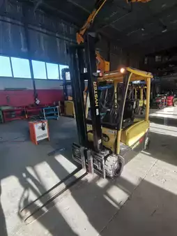 Elektryczne 4-kołowe - Hyster J2.0XN (1)