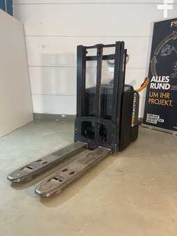 Hochhubwagen 2019 Crown DT3040-E-2.0-TL-2100 (3)