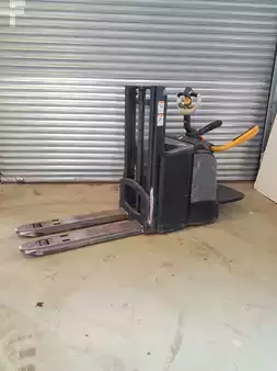 Stacker pedestre 2019  Crown DT3040-E-2.0-TL-2100 (7)