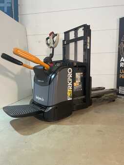 Hochhubwagen 2019 Crown DT3040-E-2.0-TL-2100 (1)