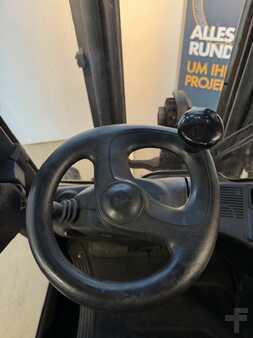 Treibgasstapler 2011  Linde H20T-01 (10)