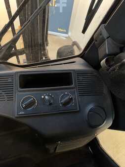 Treibgasstapler 2011  Linde H20T-01 (11)