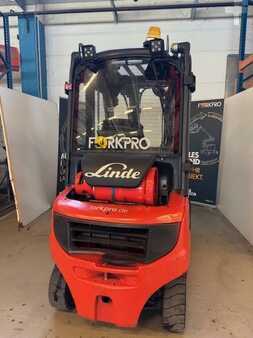 Treibgasstapler 2014  Linde H20T-01 (1)