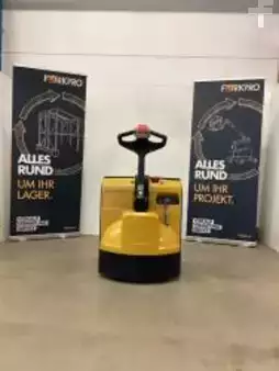 Porta-paletes elétrico 2015  Yale Mp20 (2)