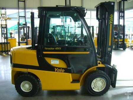 Diesel heftrucks 2008  Yale GDP 40 vx (4)