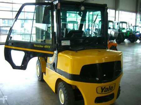 Diesel heftrucks 2008  Yale GDP 40 vx (6)