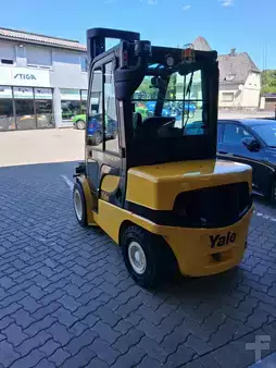Diesel Forklifts 2017  Yale GDP 35 VX (3)