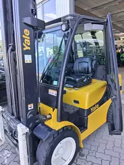 Diesel Forklifts 2017  Yale GDP 35 VX (6)