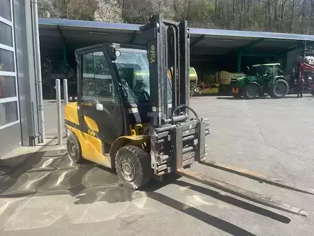 Empilhador diesel 2017  Yale GDP40VX6 (1)