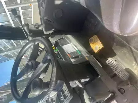 Empilhador diesel 2017  Yale GDP40VX6 (3)