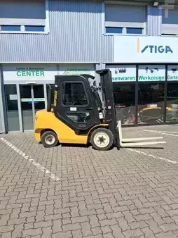 Diesel Forklifts 2021  Yale GDP 35 UX (6)