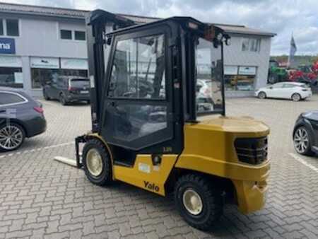 Container truck 2022  Yale GDP 3.0 N (2)