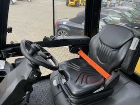 Container truck 2022  Yale GDP 3.0 N (3)