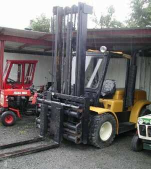 Dieselstapler 1977  Hyster H150F (1)