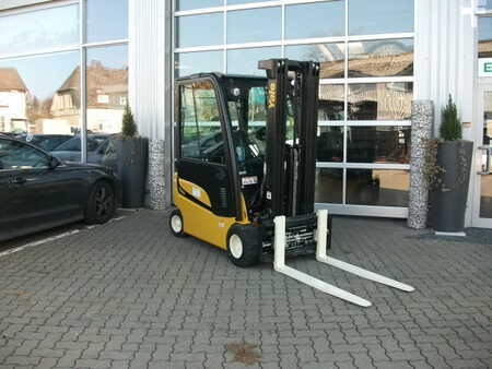 4-wiel elektrische heftrucks 2018  Yale ERP 20 VF (1)