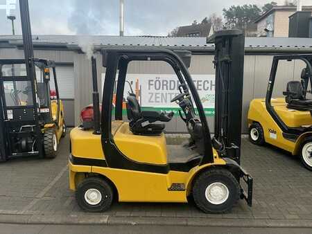 LPG VZV 2008  Yale GLP 25 VX (1)