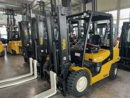 LPG Forklifts 2023  Yale GLP 2.5 N6 (1)