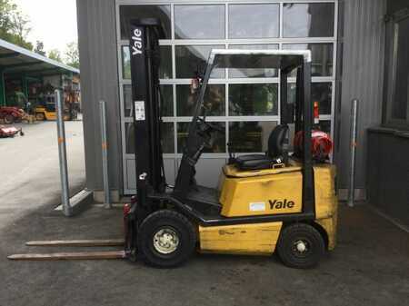 LPG Forklifts 1999  Yale GLP 16 AF (1) 