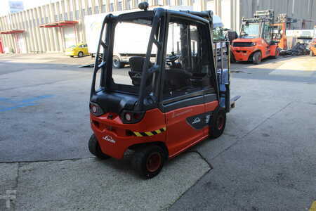 Linde E25L - 01