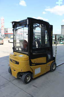 Elektro 4 Rad 2021  Yale ERP20VF (2)