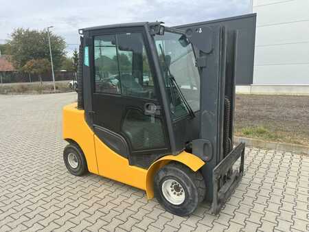 Treibgasstapler 2013  Jungheinrich TFG35S (3)