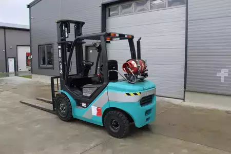 LPG heftrucks 2022  Baoli KBG25+ (3)