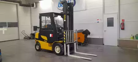 Diesel gaffeltruck 2018  Yale GDP25MX (1)
