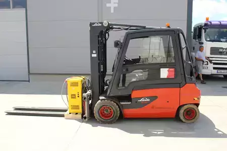 Elektromos 4 kerekű 2013  Linde E35L-01 (2)