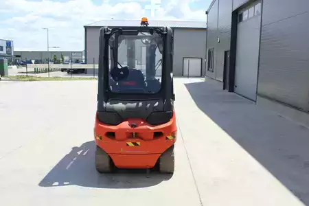 Elektromos 4 kerekű 2013  Linde E35L-01 (3)