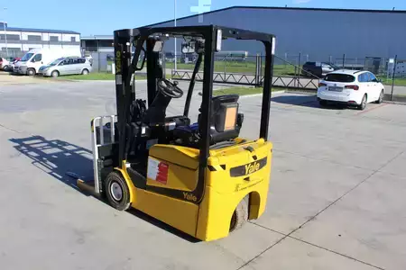 Elektro tříkolové VZV 2019  Yale ERP13VC (3)