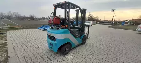 Empilhador a gás 2022  Baoli KBG15+ (4)