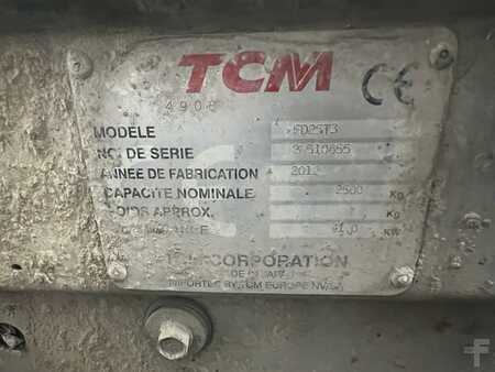Carrello elevatore diesel 2012  TCM FD25T3 (6)