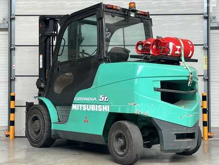 Wózki gazowe 2012  Mitsubishi FG 55 N (2)