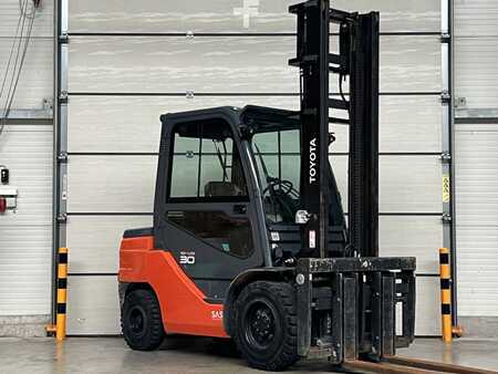 Diesel heftrucks 2023  Toyota 52-8FDF30 (1)