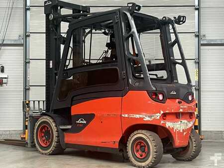 Elektryczne 4-kołowe 2019  Linde E50HL-01 / 600 (2)