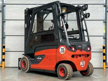 Elektro 4 Rad 2016  Linde E 25L-01 (2)