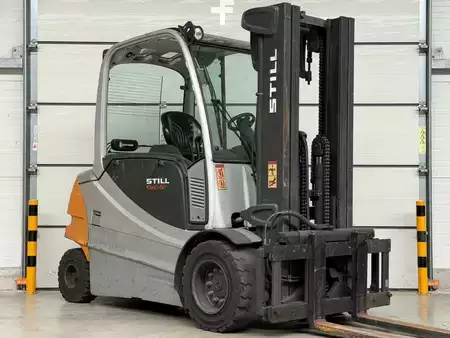 Eléctrica de 4 ruedas 2007  Still RX 60 - 50 (1)