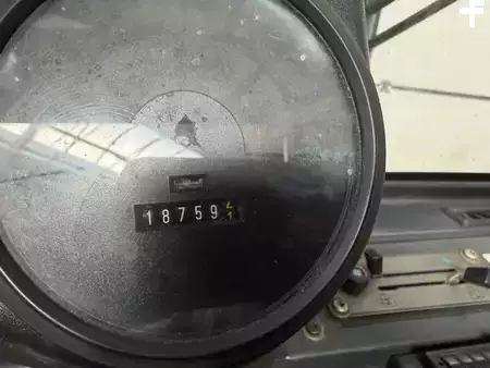 Dízel targoncák 2004  Linde H70D (4)