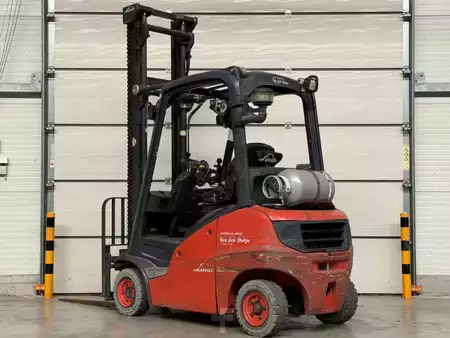 Carrelli elevatori GPL 2011  Linde H16T (2)