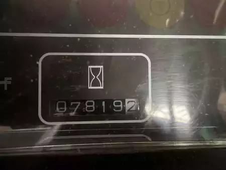 Dieselový VZV 2008  Mitsubishi FD50K2 (4)