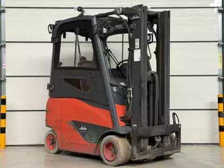 4-wiel elektrische heftrucks 2020  Linde E20L (1)