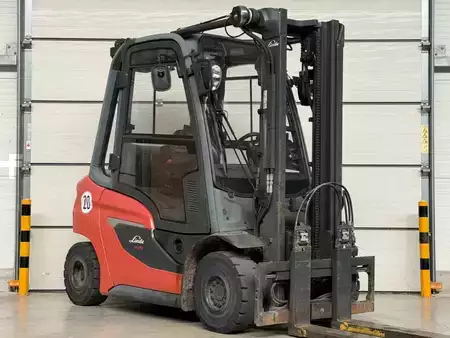 Diesel heftrucks 2021  Linde H25D-01 (1)