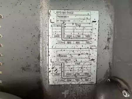 Eléctrica de 4 ruedas 2019  Jungheinrich EFG 320 (5)