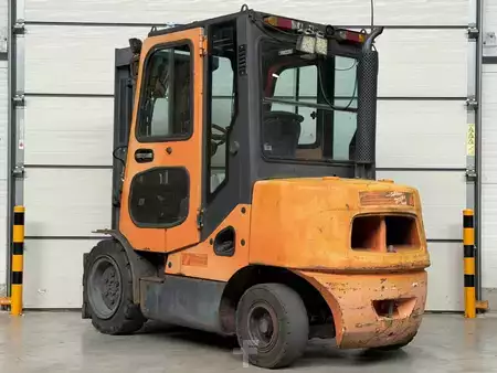 Diesel truck 2010  Doosan D35C-5 (2)