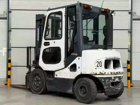 Dieselstapler 2013  Doosan D25S-5 (2)