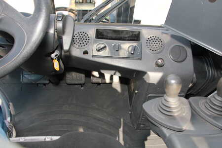 Wózki widłowe diesel 2010  Linde H45D-01 (7) 
