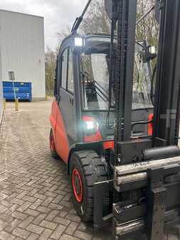 Gázüzemű targoncák 2007  Linde H50T (5)