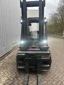 Gázüzemű targoncák 2007  Linde H50T (6)